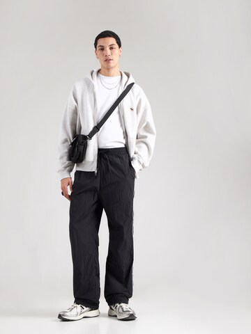 HOLLISTER Lużny krój Spodnie w kolorze czarny