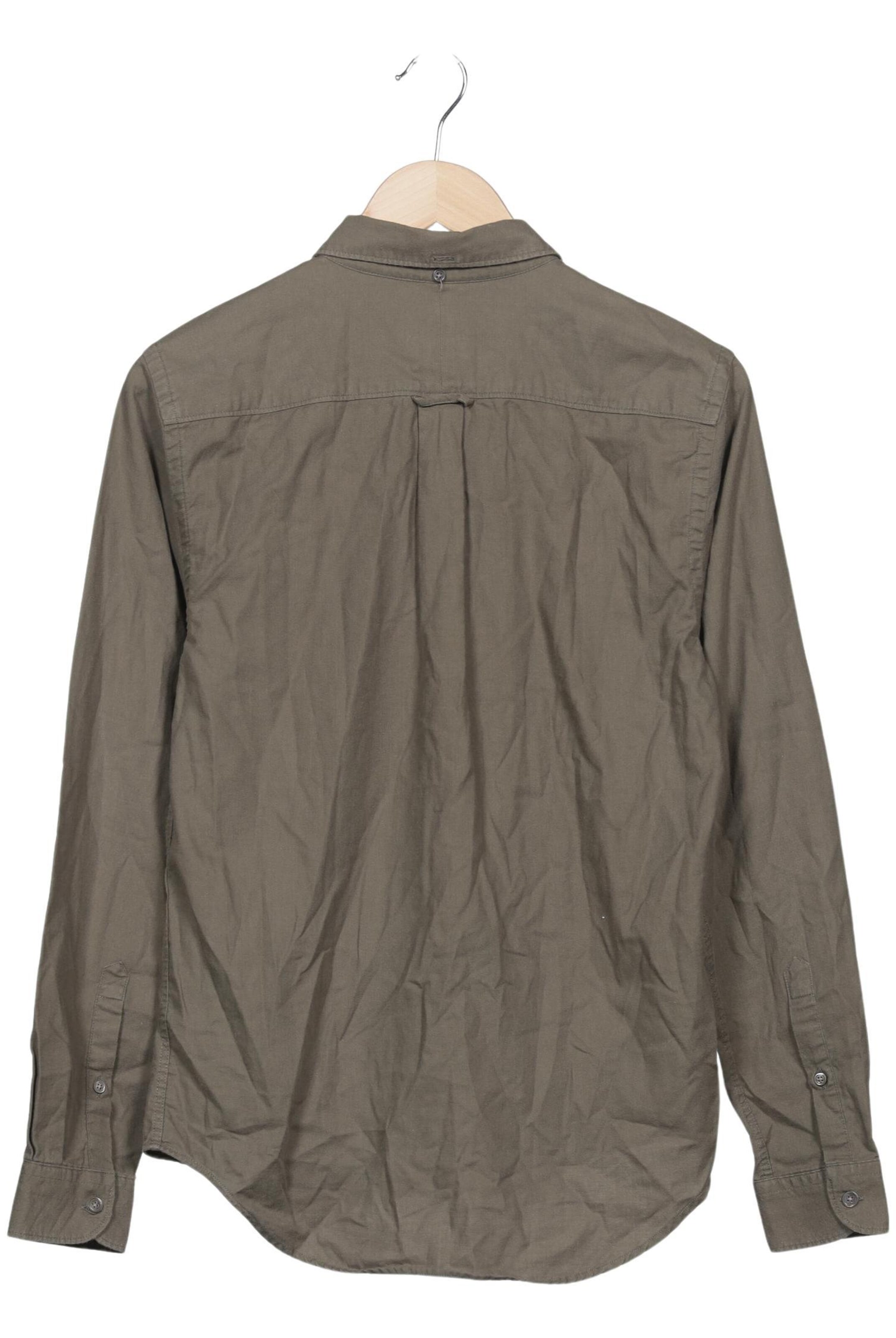 Closed Button Up Shirt in S in Green