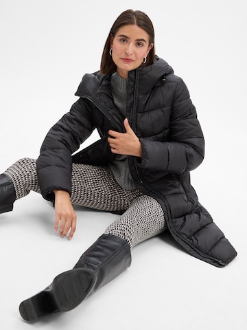 Manteau d’hiver Marc Cain en noir