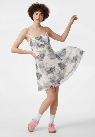 MYMO Dress in Beige
