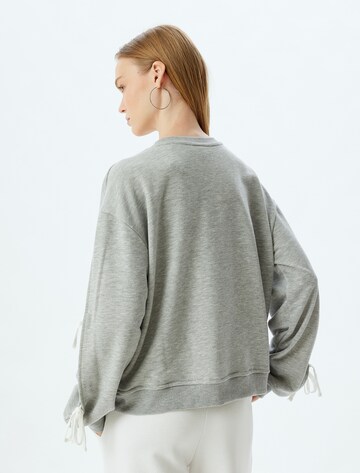 Koton Sweatshirt in Grijs
