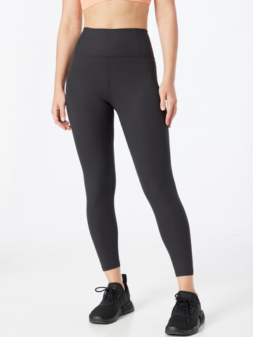 Girlfriend Collective Skinny Sporthose in Schwarz: Vorderseite
