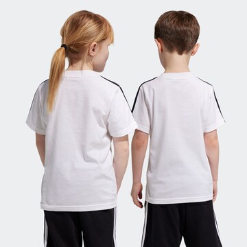 ADIDAS SPORTSWEAR - Camiseta funcional 'Essentials' en blanco