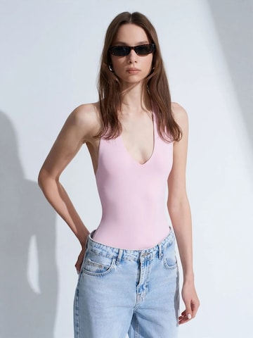 Dilvin Blouse body in Roze: voorkant