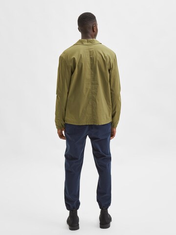 SELECTED HOMME Prehodna jakna 'Skye' | zelena barva