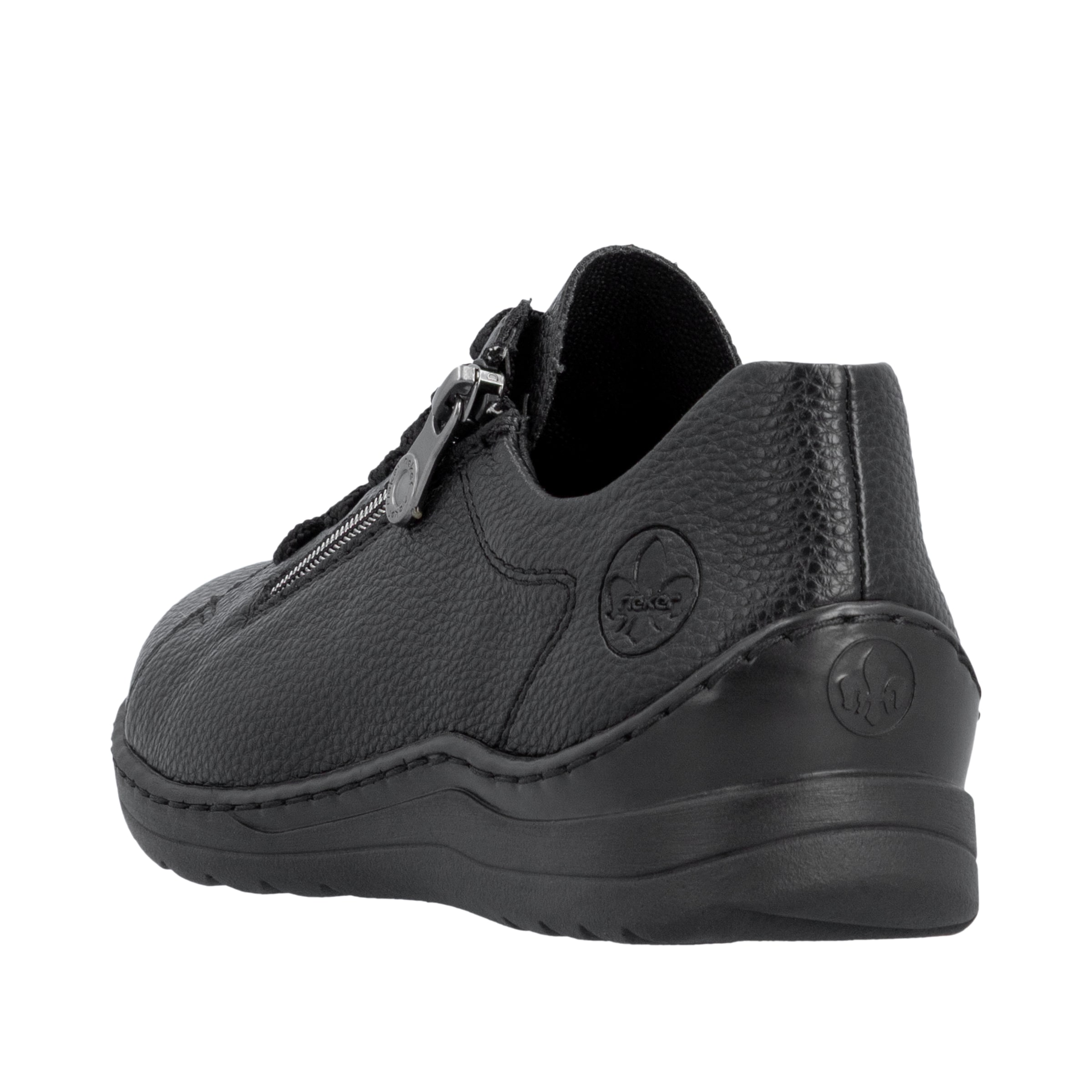 Chaussure à lacets Rieker en noir