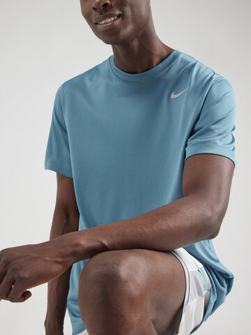 NIKE Функциональная футболка в Синий