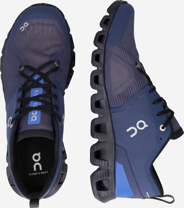 On - Sapatilha de corrida 'CloudX3 Shift' em azul