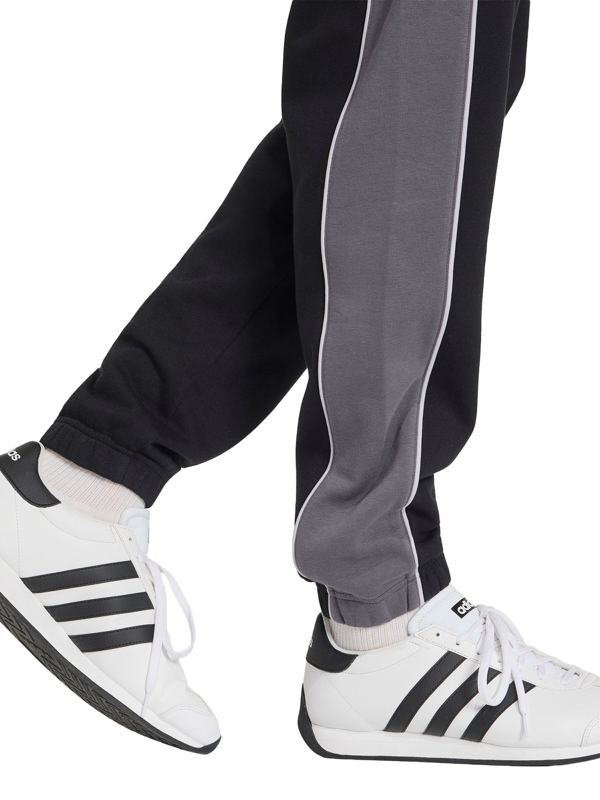 ADIDAS SPORTSWEAR Конический (Tapered) Спортивные штаны в Черный