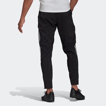 ADIDAS SPORTSWEAR Slimfit Sporthose 'Tiro 21 ' in Schwarz