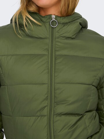 Cappotto invernale 'JDYZulu' di JDY in verde