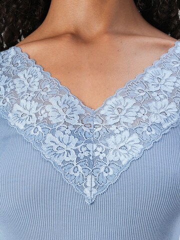 rosemunde Μπλουζάκι 'Bernadine' σε μπλε