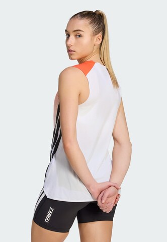 ADIDAS TERREX - Top deportivo 'XPR Pro' en blanco