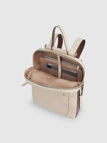 Piquadro Backpack in Beige