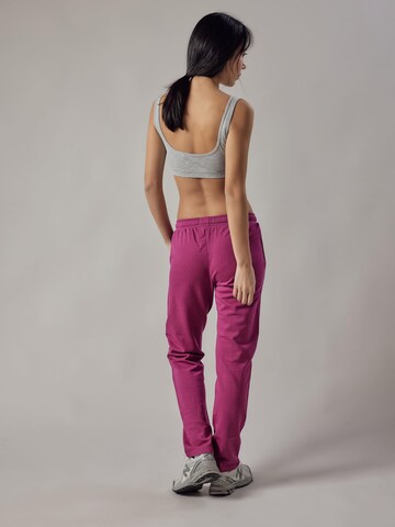 OWN Off With Nature - regular Pantalón 'Dritti' en rosa