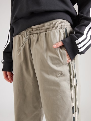 Loosefit Pantalon de sport ADIDAS SPORTSWEAR en vert