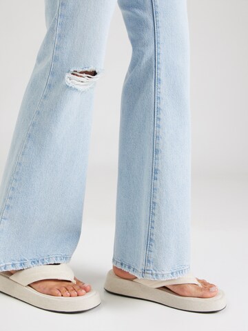 Gina Tricot Flared Jeans in Blauw