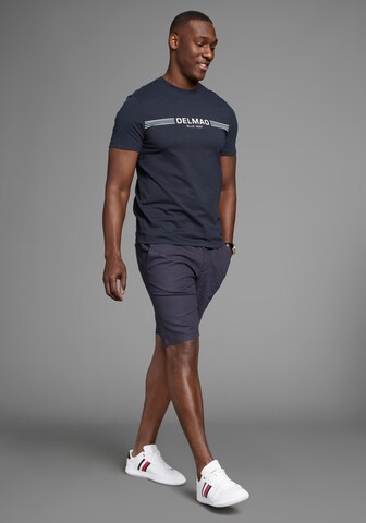 DELMAO Regular Shorts in Blau