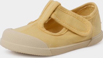 Pisamonas First-step shoe in Yellow: front