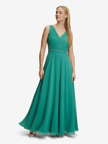 Robe de soirée Vera Mont en vert