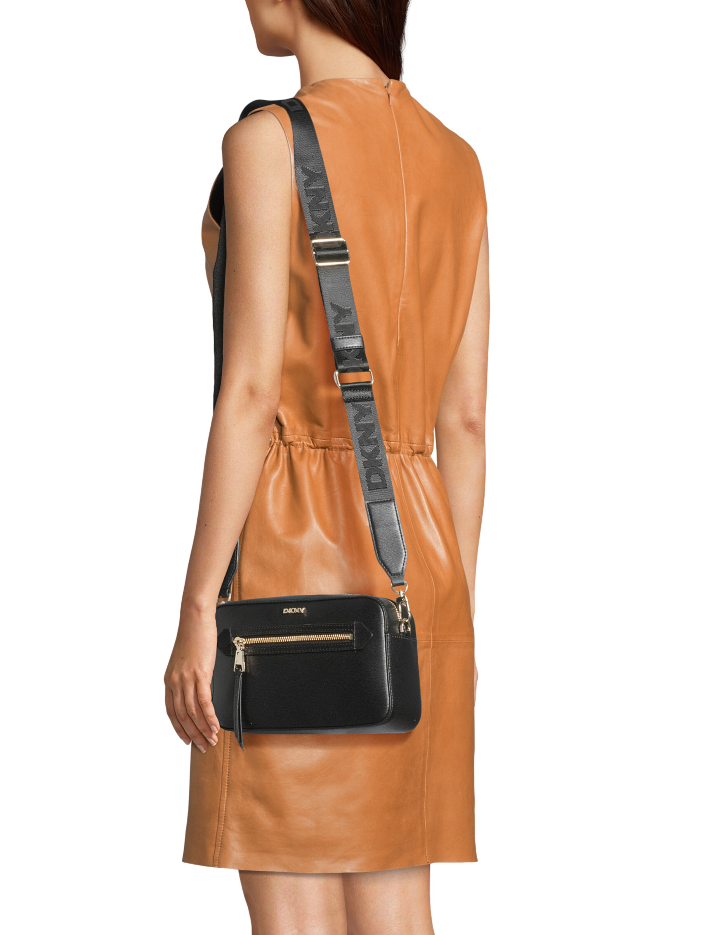 DKNY Skuldertaske 'Bryant Ave' i sort