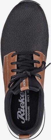 Sneaker bassa di Rieker in nero