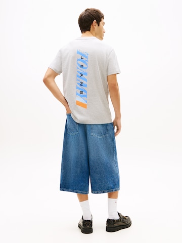 Tommy Jeans Majica 'VINTAGE' | siva barva: sprednja stran