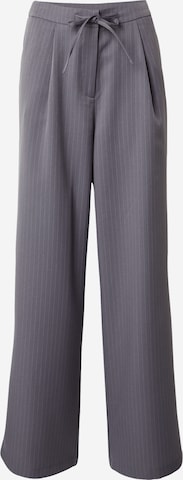 Wide Leg Pantalon 'PCFalka' PIECES en gris : devant