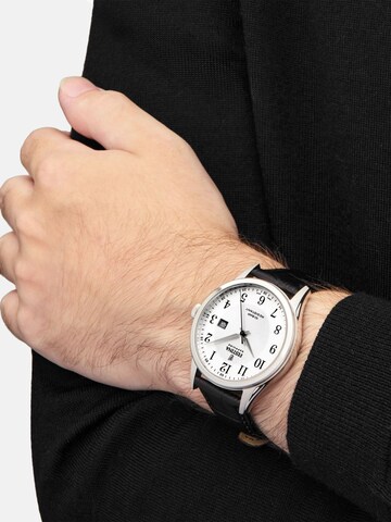 Montre à affichage analogique FESTINA en argent : devant