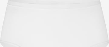Slip 'Natural Comfort' di CALIDA in bianco: frontale