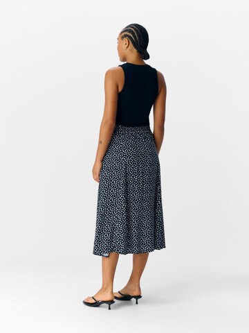 OBJECT Rok in Blauw
