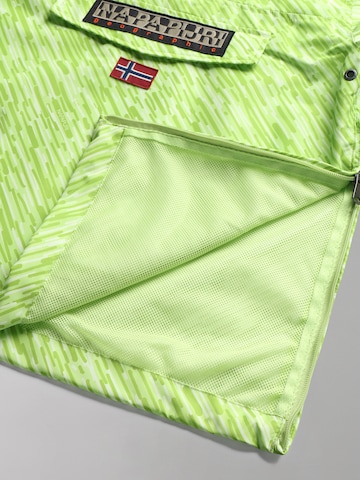 NAPAPIJRI Between-Season Jacket in Green