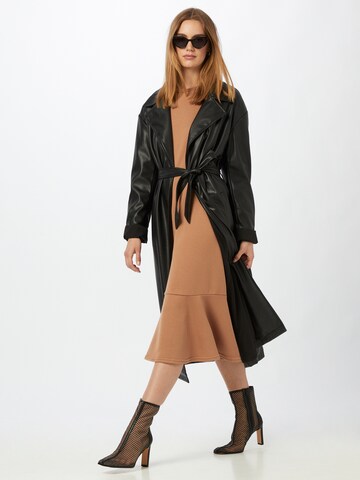 NEW LOOK Kleid in Braun