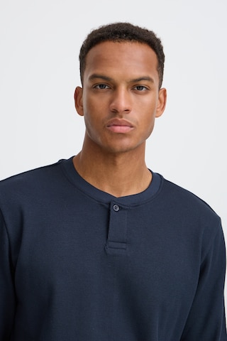 Tricou 'BHLEWIS' de la BLEND pe albastru