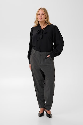 Regular Pantalon 'Riella' KAFFE CURVE en gris