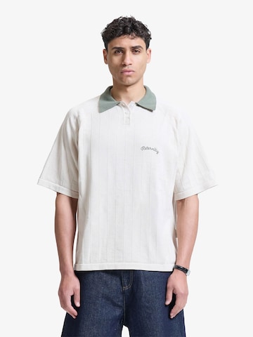 T-Shirt Reternity en beige : devant