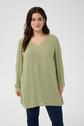 KAFFE CURVE Tuniek 'Ami' in Groen: voorkant