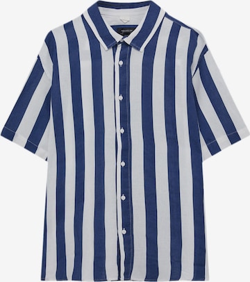 Pull&Bear Comfort fit Button Up Shirt in Blue: front