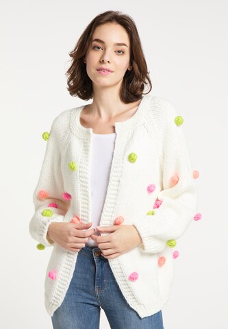 MYMO Knit Cardigan in White: front