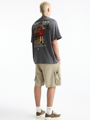 Tricou de la Pull&Bear pe gri
