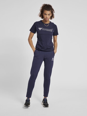 Hummel Slimfit Sportbroek in Blauw