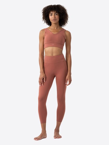 Coupe slim Pantalon de sport 4F en rouge