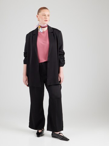Camicia da donna 'CARVica' di ONLY Carmakoma in rosa