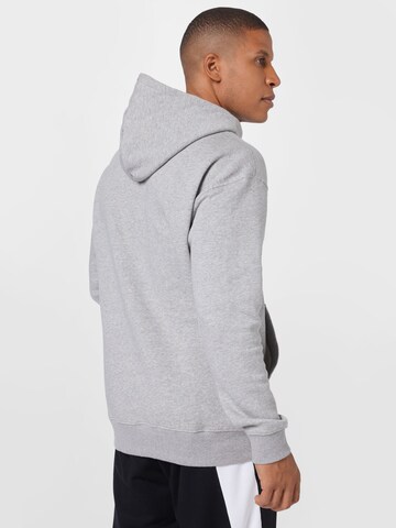 ADIDAS SPORTSWEAR Sportsweatshirt 'Essentials Feelvivid  Fleece Drop Shoulder' in Grau