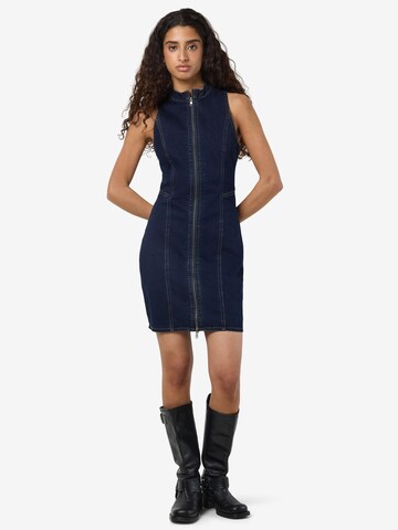 Noisy may Jurk in Blauw