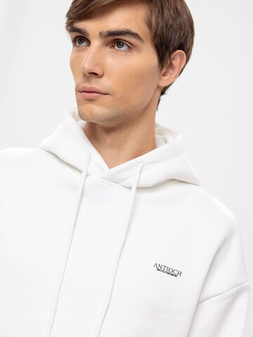 Tuta da jogging di Antioch in beige
