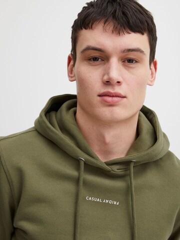 Casual Friday Sweatshirt 'Sinius' in Green