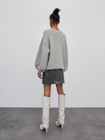 EDITED Sweater 'Luisa' in Grey