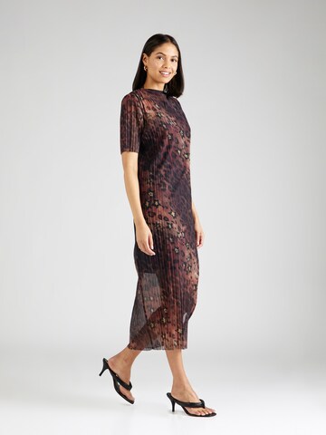 Robe Frogbox en marron