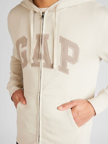 GAP Sweatjacke 'HERITAGE' in Beige